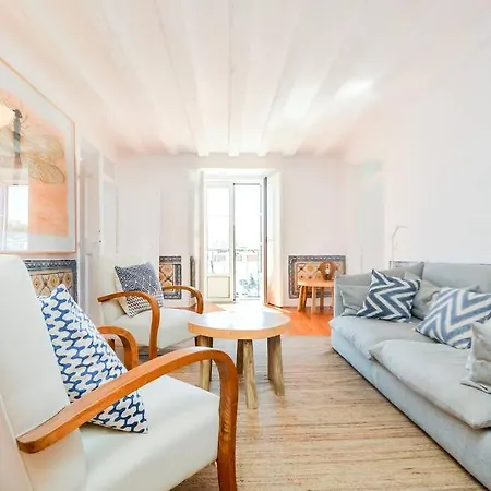 דירה Spacious 3br In Praca Da Figueira-central Location *